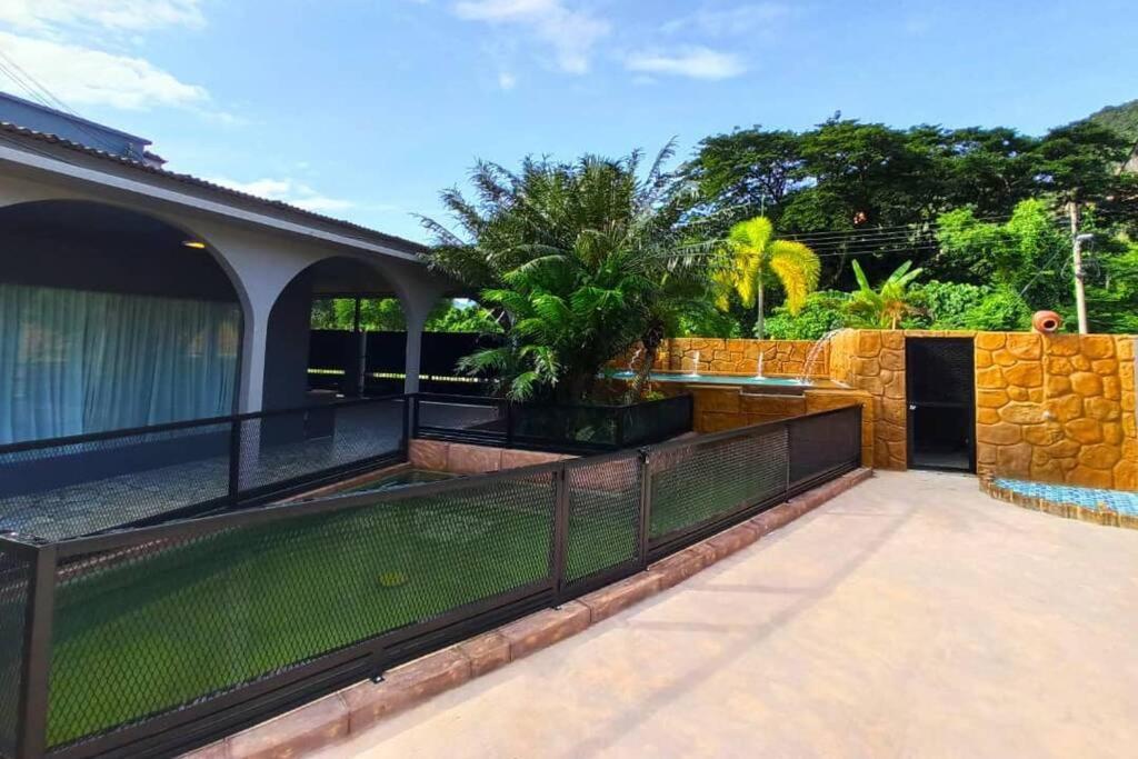 Tambun Pool Villa Ipoh Luaran gambar