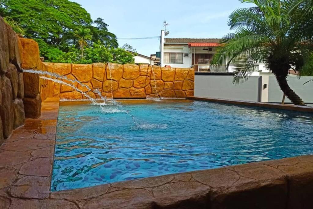 Tambun Pool Villa Ipoh Luaran gambar